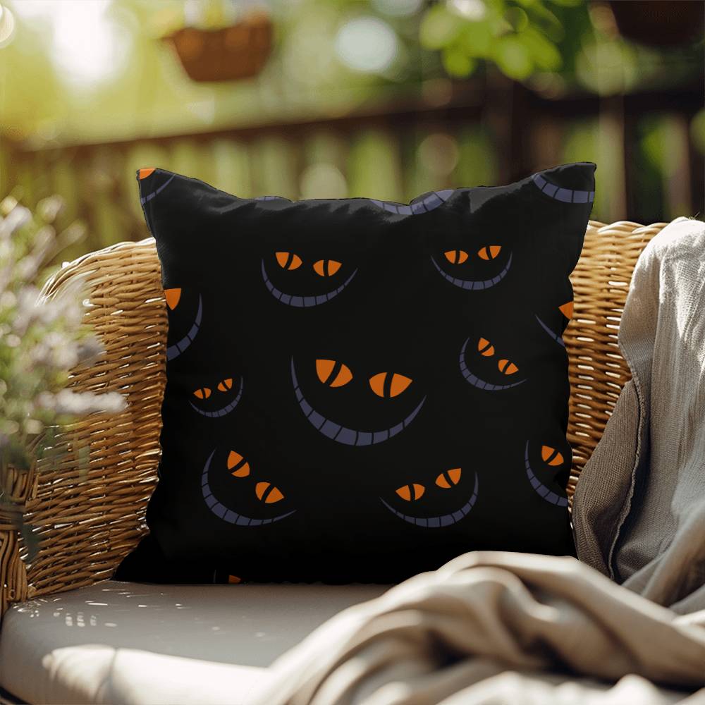 Halloween Pumpkin Smile in Dark Pillow